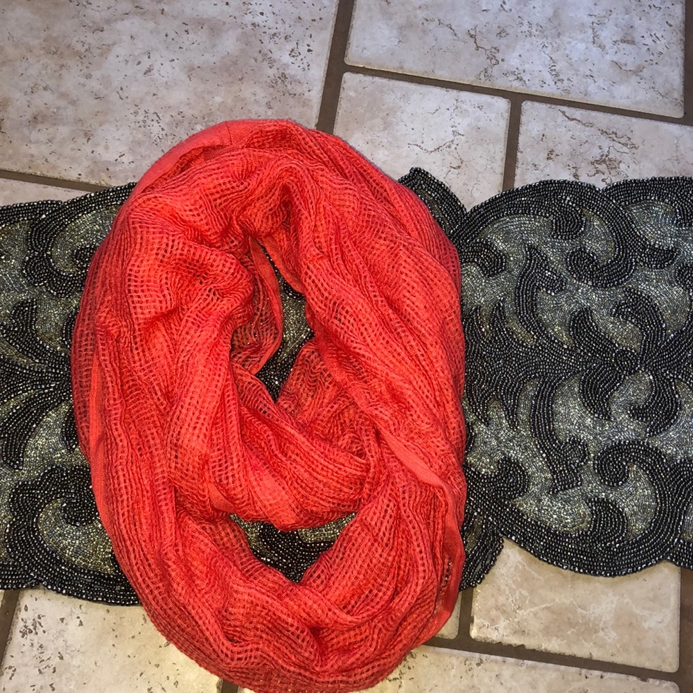 Scarf - Picture 5 of 6